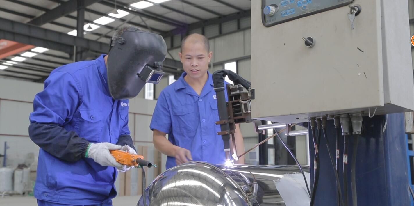 該如何改進(jìn)二次加壓供水方式?