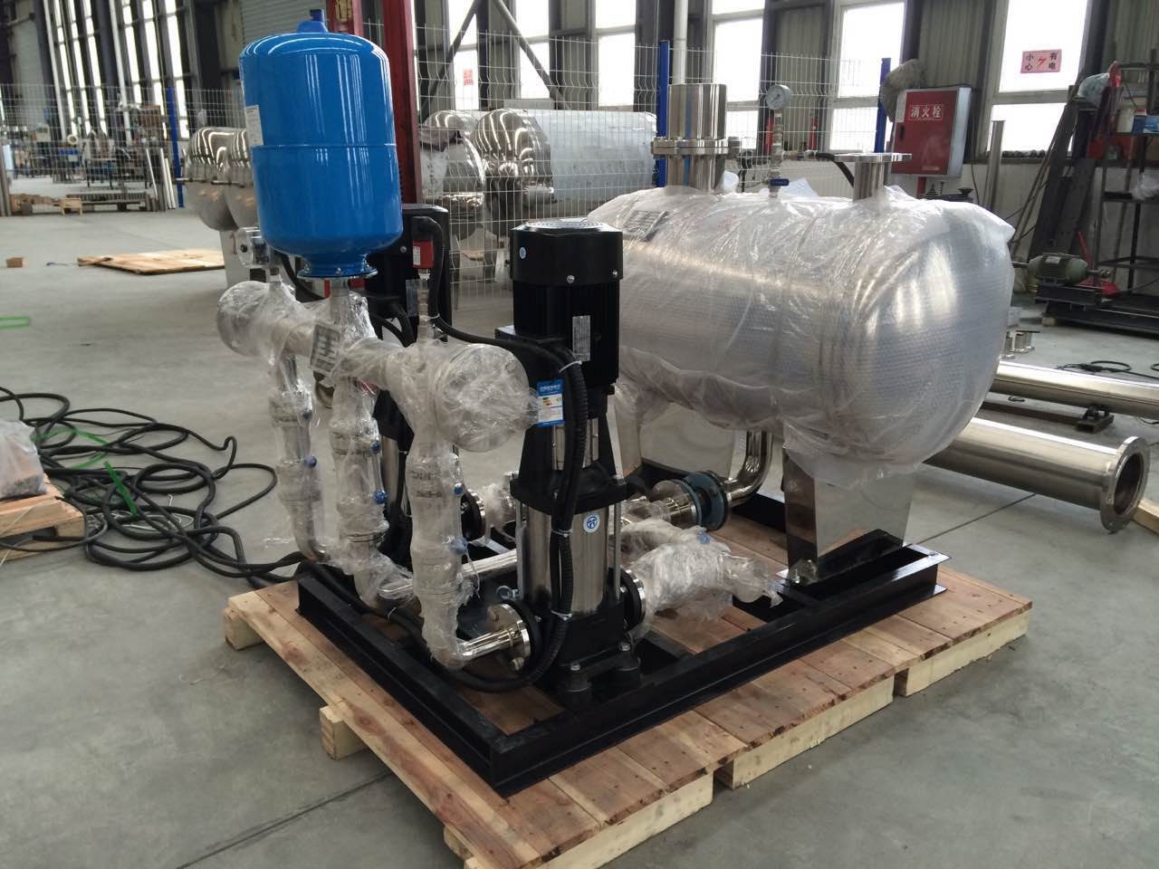 定制無(wú)負(fù)壓供水設(shè)備要注意這些問(wèn)題