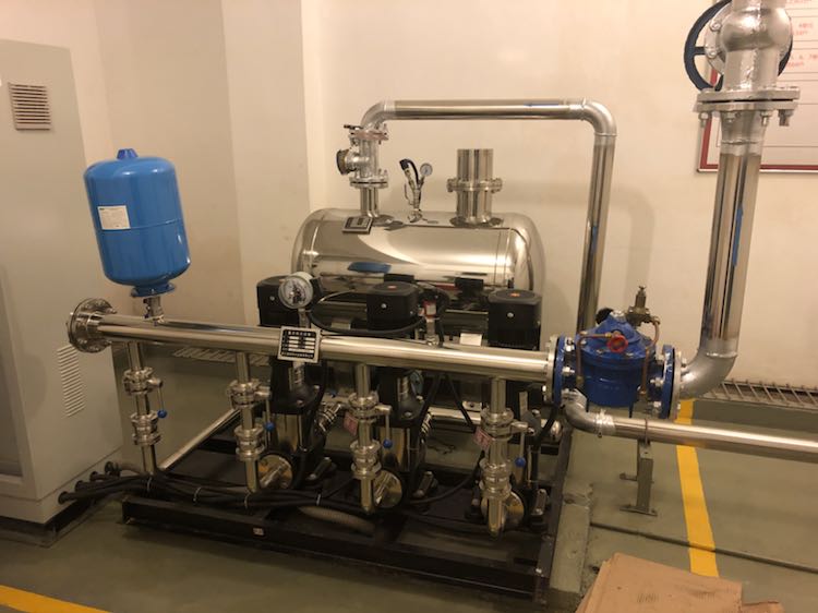 8層23戶用多大的無(wú)負(fù)壓變頻供水系統(tǒng)